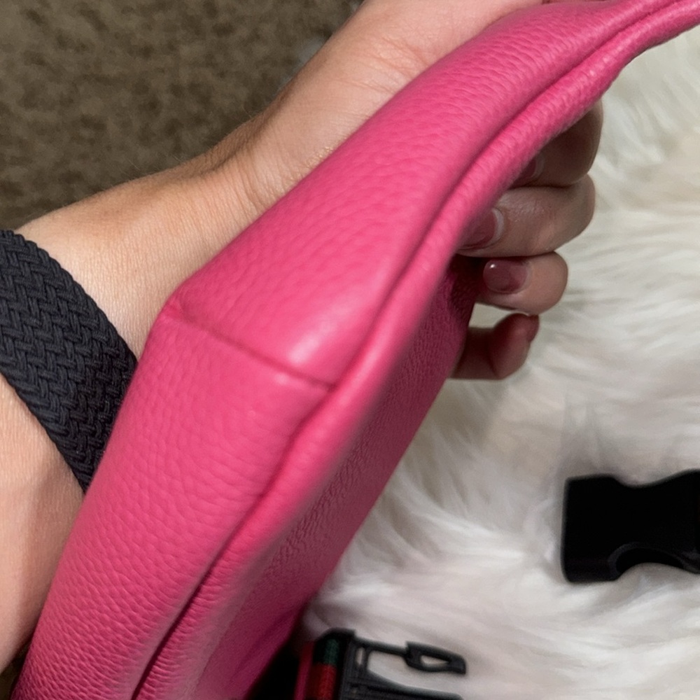 GUCCI Grained Calfskin Small Logo Belt Bum Bag Pink Green - Picture 5 of 14